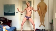 Amateur twink hottie jerking off