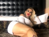 Masturbation close up Tamara big clit