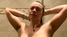 Brunette Solo Webcam Masturbation