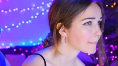 Amateur Teen with Huge Dildo Masturbating on Webcam