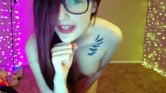 Amateur Webcam Teen Masturbates And Teases