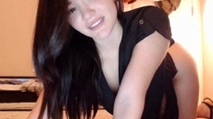 Amateur Webcam Teen Masturbates And Teases