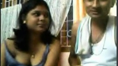 Indian Amateur Shows Off Her Assets On Webcam