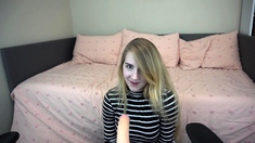 Amateur Blonde Solo Webcam
