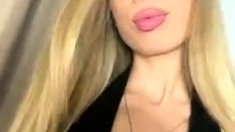 Blonde babe scarlet solo webcam