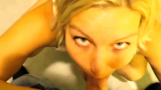 Geile Milf Wird In Public Umkleideraum Facialized