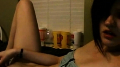 Teen Bating On Cam